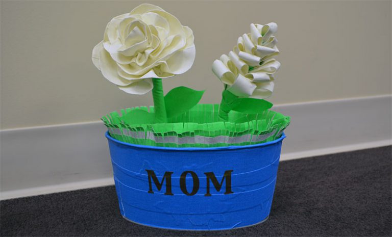 DIY Tape Craft: Mother’s Day Glowing Flowers